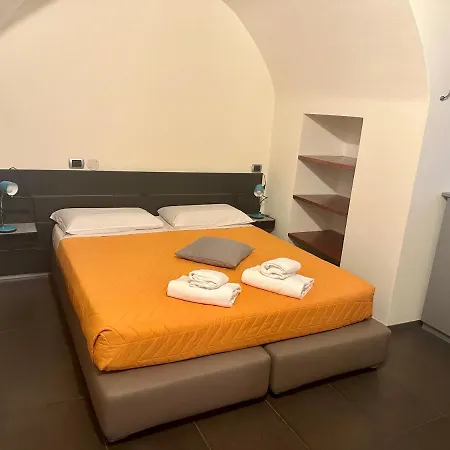 Feel - Luxury Duomo Suite Bérgamo Exterior foto